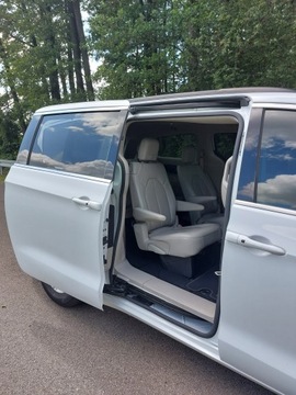 Chrysler Pacifica II 3.6 V6 291KM 2021 CHRYSLER VOYAGER PACIFICA 3,6 V6, zdjęcie 14