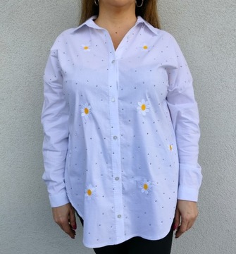 Koszula damska oversize biała cekinki i kwiatuszki rozmiar XL