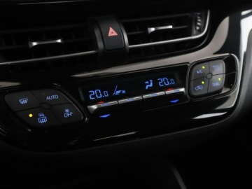 Toyota C-HR I Crossover 1.8 Hybrid 122KM 2016 Toyota C-HR navi kamera ACC LED, zdjęcie 26