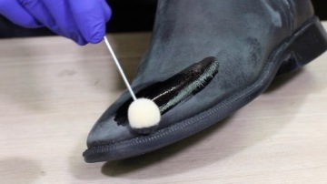 КРАСКА, ГЛУБОКО ПРОНИКАЮЩАЯ КОЖУ ТЕМНО-КОРИЧНЕВАЯ 106