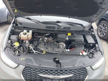 Chrysler Pacifica II 2022 Chrysler Pacifica Touring L 2022 3.6l 3.6 Benzyna 287KM, zdjęcie 8