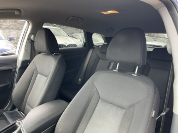 Hyundai i40 Kombi Facelifting 2018 1.6 CRDI (HIGH) 136KM 2019 Hyundai i40 Succes Podgrzewanie Klimatronik Kamera, zdjęcie 12