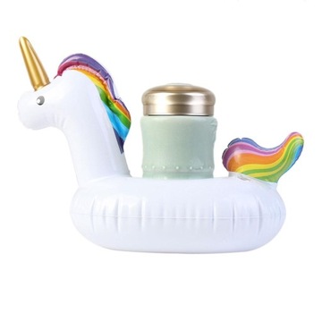 НАДУВНОЙ ЕДИНОРОГ ДЛЯ НАПИТКОВ У БАССЕЙНА