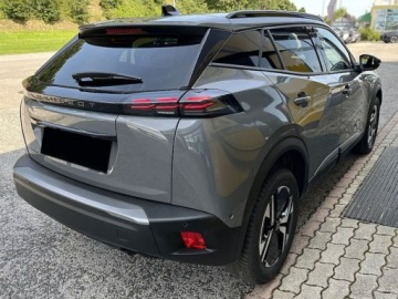 Peugeot 2008 II 2025 Od ręki - Allure EAT8 1.2 PureTech 130KM / Pakiet Vision i Drive Assist, zdjęcie 2