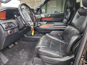 Lincoln Navigator III 2020 Lincoln Navigator L Reserve 2020 3.5 Benzyna 450KM, zdjęcie 7