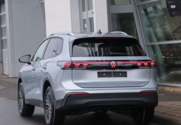 Volkswagen Tiguan III 2026 Volkswagen Tiguan Life Plus 2.0 TDI ,felgi 18, dostepny od reki 2.0, zdjęcie 2