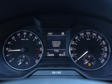 Skoda Octavia III Kombi 2.0 TDI 150KM 2016 Skoda Octavia 2.0 TDI, Salon Polska, Serwis ASO, zdjęcie 10