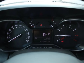 Citroen C3 Aircross  I Crossover Facelifting 1.2 PureTech 130KM 2024 Citroen C3 Aircross 1.2 PureTech, Salon Polska, zdjęcie 10