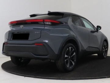 Toyota C-HR II SUV 1.8 Hybrid 140KM 2026 Od ręki - Style 1.8 Hybrid 140KM | Podgrzewane fotele!, zdjęcie 6