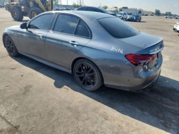 Mercedes Klasa E W214 2023 Mercedes-Benz Klasa E AMG 53 4Matic 2023 3.0l 3.0 Benzyna 429KM, zdjęcie 1