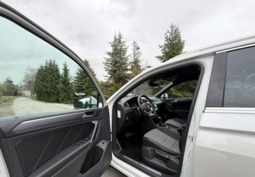Volkswagen Tiguan II SUV 2.0 TSI BlueMotion Technology 220KM 2017 Volkswagen Tiguan Volkswagen Tiguan 2.0 Benzyna 220KM, zdjęcie 12
