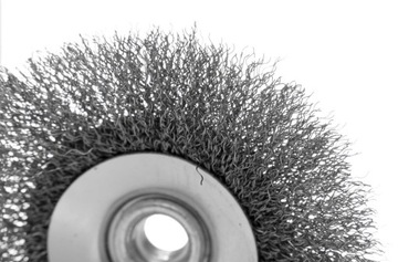 Kraft Dele KD10982 Щетка боковая стальная М14 100мм