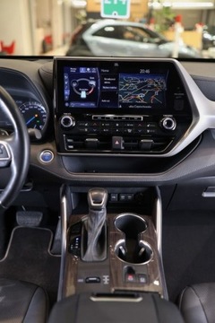 Toyota Highlander III 2.5 248KM 2021 Toyota Highlander 2.5 Hybrid Executive Skyview JBL HAK FV23 2.5 Hybryda, zdjęcie 16