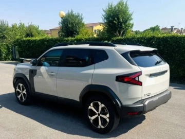 Dacia Duster III 2026 Od ręki - Journey 1.8 Full Hybrid 155KM / Pakiet Parking, Zimowy, zdjęcie 3