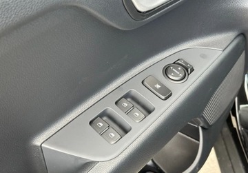 Kia Stonic I Crossover Facelifting 1.2 DPI 79KM 2025 Kia Stonic MY25 wersja M pakiet SMART, 79KM 5 MT, dostepny od reki 1.2, zdjęcie 10