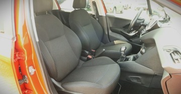 Peugeot 208 I Hatchback 5d Facelifting 1.2 PureTech 82KM 2017 Peugeot 208 (nr. 23) 1.2 82 KM STYLE Navi Klima Tempomat Parktronik Gwaran, zdjęcie 15