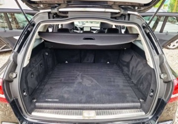 Mercedes Klasa C W205 2016 Mercedes-Benz Klasa C Mercedes-Benz Klasa C 350 e 7G-TRONIC 2.0 279KM, zdjęcie 15