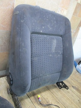 FOTEL PRAWY LEWY PRAWY PRZEDNI PASSAT B5 96-00r.