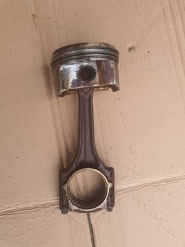 AUDI A4 B6 B7 MOTOR 2,0 B ALT PÍST OJNICE