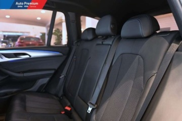 BMW X3 G01 SUV 2.0 20d 190KM 2018 BMW X3 xDrive20dAdaptacyjne reflektory LEDFotele SportoweModel M Sport, zdjęcie 12