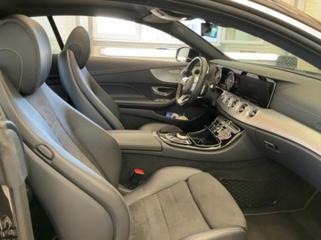 Mercedes Klasa E W213 2019 Mercedes-Benz E-Klasse E 200 4Matic AMG Line, zdjęcie 11
