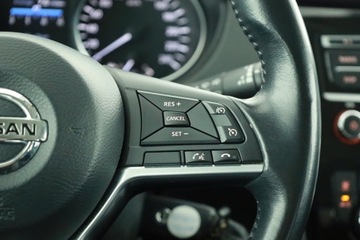 Nissan Qashqai II Crossover 1.2 DIG-T 115KM 2017 Nissan Qashqai 1.2 DIG-T, Salon Polska, zdjęcie 13