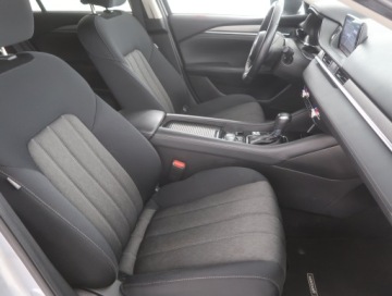 Mazda 6 III Sport Kombi Facelifting 2018 2.0 Skyactiv-G 145KM 2021 Mazda 6 2.0 Skyactiv-G, Salon Polska, zdjęcie 8