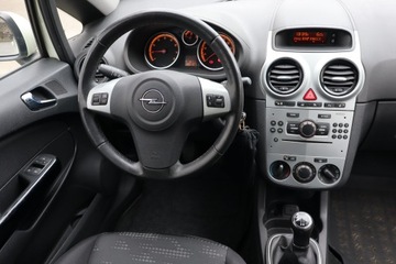 Opel Corsa D Hatchback 1.2 Twinport ECOTEC 70KM 2011 Opel Corsa 1.2 , Klima, Tempomat, Parktronic, zdjęcie 6
