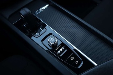 Volvo XC60 II 2021 Volvo XC 60 Bezwypadek SalonPL mildHybrid Tempomat Utrz. pasa ruchu F, zdjęcie 18