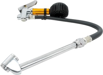 ПНЕВМАТИЧЕСКИЙ ПИСТОЛЕТ ДЛЯ НАКАЧАНИЯ ШИН С МАНОМЕТРОМ КОМПРЕССОРА