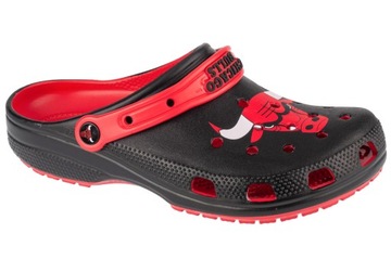 CROCS CLASSIC NBA CHICAGO BULLS CLOG (38/39) Męskie Klapki