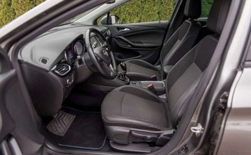Opel Astra K Sports Tourer 1.4 Turbo 125KM 2017 Opel Astra Opel Astra 1.4 Turbo Dynamic 1.4 Benzyna 125KM, zdjęcie 13