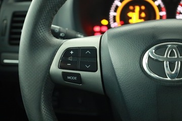 Toyota Auris I Hatchback 1.6 Valvematic 132KM 2010 Toyota Auris 1.6 Valvematic, Salon Polska, zdjęcie 13