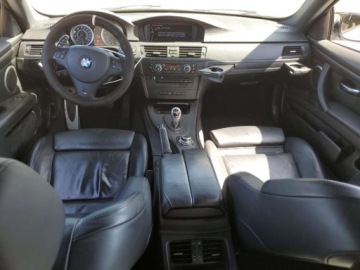 BMW Seria 3 E90-91-92-93 2011 BMW M3 2011 4.0l 4.0 Benzyna 414KM, zdjęcie 8