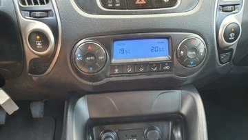 Hyundai ix35 SUV Theta 2.0 MPI 163KM 2010 Hyundai ix35 2.0i 163KM # Climatronic # Parktronic, zdjęcie 21