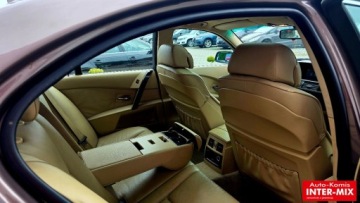 BMW Seria 5 E60 Sedan 2.5 523i 177KM 2006 BMW Seria 5 2,5 benzyna 2.5 Benzyna 177KM, zdjęcie 33