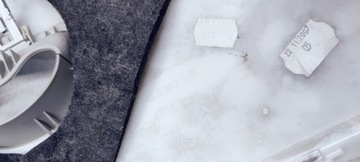 КРЫШКА СТОЙКИ ЛЕВАЯ ЗАДНЯЯ AUDI Q7 4L0867245