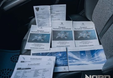 Peugeot 3008 II Crossover 1.2 PureTech 130KM 2018 Peugeot 3008 Bezwypadkowy, FV23, Automat, Allure, KredytowanieLeasing, gw., zdjęcie 33