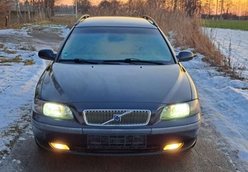 Volvo V70 II 2.4 140KM 2002 Volvo V70 Volvo V70 2.4 Benzyna 140KM, zdjęcie 1
