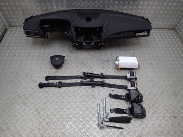 MASERATI LEVANTE KONSOLA DESKA AIRBAG PODUSZKI PAS