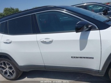 Jeep Compass II 2024 Jeep Compass 2024r, Limited, 4x4, 2.0L 2.0 Benzyna 200KM, zdjęcie 3