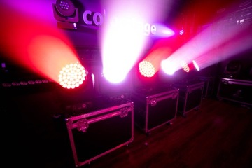 ZESTAW 2x GŁOWA COLORSTAGE HD WASH LED 37x15W RGBW