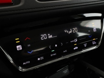 Honda HR-V II SUV 1.5 i-VTEC 130KM 2015 Honda HR-V Executive navi PDC grzane fotele, zdjęcie 23