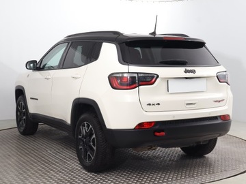 Jeep Compass II SUV 2.0 MJD 170KM 2019 Jeep Compass 2.0 MultiJet, Salon Polska, zdjęcie 3
