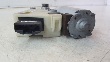 MOTOREK STŘEŠNÍHO OKNA PEUGEOT OE 17004680