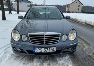 Mercedes Klasa E W211 Kombi S211 3.0 V6 (280 CDI) 190KM 2006 Mercedes-Benz Klasa E Bezwypadkowy, zadbany, oryginalny lakier 3.0 Diesel, zdjęcie 1