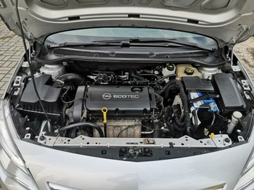 Opel Astra J Hatchback 5d 1.6 Twinport ECOTEC 115KM 2012 Opel Astra 1,6 16v 116KM Klima Isofix Tempomat, zdjęcie 25