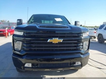 Chevrolet Silverado II 2022 Chevrolet Silverado 2022r., 4x4, 2500HD, Crew Cab, High Country 6.6 Diesel, zdjęcie 1