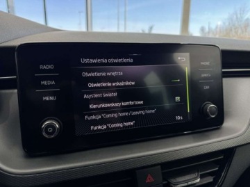 Skoda Scala Hatchback 1.5 TSI 150KM 2023 Skoda Scala Ambition CarPlayAndroid Auto LED Czujniki parkowania 1.5, zdjęcie 30