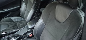 Volvo V40 II Hatchback Facelifting 2.0 D2 120KM 2017 VOLVO V40 R-DESING! Stan idealny!, zdjęcie 19